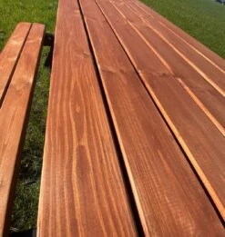 Goedkopepicknicktafels.nl | Zwart Bruine XL Picknicktafel Bruno | Tuintafel 6 Persoons | Bruin Zwart Gespoten Gedroogd Grenen Hout! -Tuinmeubilair Verkoopwinkel 1136x1200