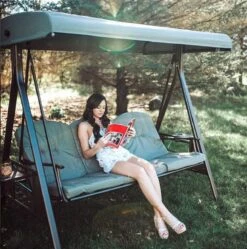 SORARA® Luxe Schommelbank Met Zonnescherm - Bruin - Zware Kwaliteit. -Tuinmeubilair Verkoopwinkel 1192x1200