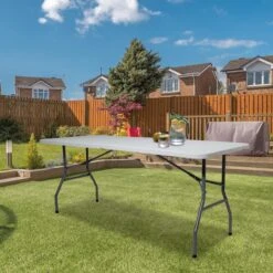 LifeGoods Klaptafel - Inklapbaar - 70x180cm - Verstelbare Vouwtafel - Weerbestendig - Wit -Tuinmeubilair Verkoopwinkel 1198x1200 5