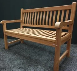 Merkloos TIERRA | Tuinbank Van Teak Comfort Plus + | 150 Cm - 3-Persoons / 3-Zits | Naturel / Original | BONANY Luxe | Geschuurd & Olie Op Waterbasis | Klassiek & Traditioneel | Stevig | Tuinzetel | Bank Voor Tuin -Tuinmeubilair Verkoopwinkel 1200x1118