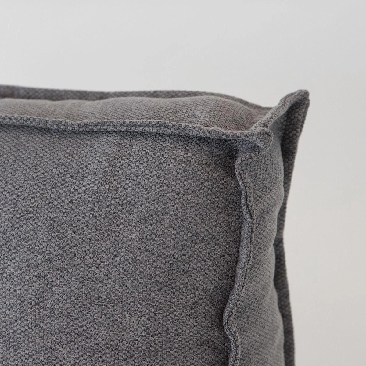 2L Home & Garden Rugkussen Metro Lounge Grijs - 120 X 40cm 3 2L Home & Garden Rugkussen Metro Lounge Grijs - 120 X 40cm - Afbeelding 3