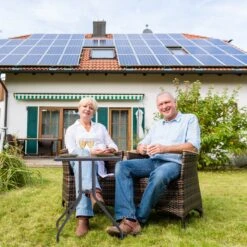 Relaxdays Tuintafel Vierkant - Buitentafel - Kleine Eettafel Tuin - Balkontafel Kunststof -Tuinmeubilair Verkoopwinkel 1200x1200 609