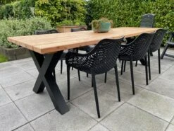 Tuintafel Douglas 220 Cm X 90 Cm | Stalen Poten | + Montage | Duurzame Eettafel | Onderhoudsarm 6-8 Personen | Geschaafd Hout | DuuMaa -Tuinmeubilair Verkoopwinkel 1200x899 17