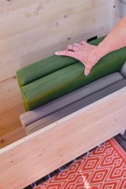 Balkonset 3in1: Bank | Tafel | Opbergruimte. Hout, Medium 95cm. -Tuinmeubilair Verkoopwinkel 799x1200 5