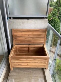 Kleine Teakhouten Tuinbank Met Opbergruimte - 100 X 60 X 90 Cm - Duurzaam Teakhout - Blijft Strak En Mooi - Sterke Constructie Om Lang Mee Te Gaan -Tuinmeubilair Verkoopwinkel 899x1200